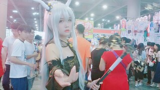 【漫展-cicf】D1 明日方舟 猛男？泳装？总有你想要的干员