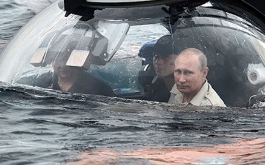Hành trình Putin đến Crimea bằng tàu ngầm