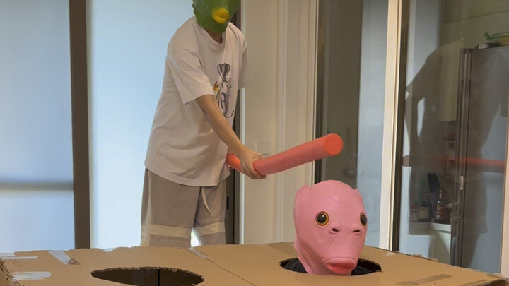 Undang temanmu untuk menonton Whac-a-Mole Challenge 2.0