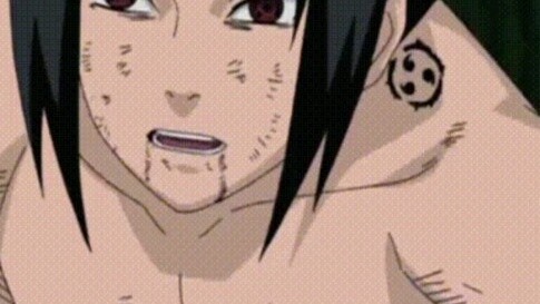 Sasuke terluka dalam pertempuran |. Wajah cantik dan dingin meninggalkan darah dan air mata, begitu 