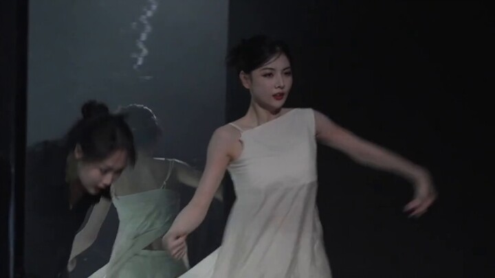 [Biên đạo gốc] Triệu Nguyệt×Đạo diễn Thạch Diên Yến-Biểu diễn múa hiện đại "Đen trắng" trực tiếp ngà
