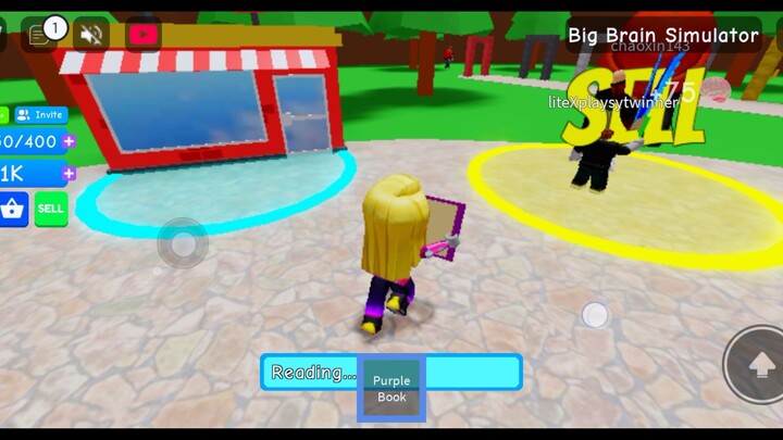 hi 🥺 playing Roblox
