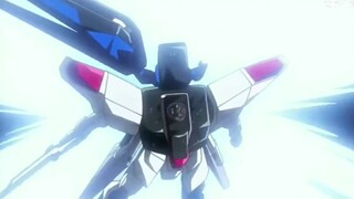 [Mobile Suit Gundam] "Freedom Gundam พร้อมมอนิเตอร์และปีกที่หัก"~