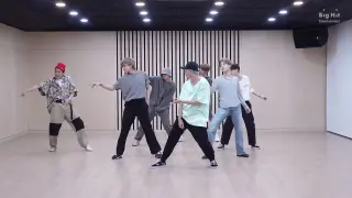 BTS DANCE PRACTICE DYNAMITE