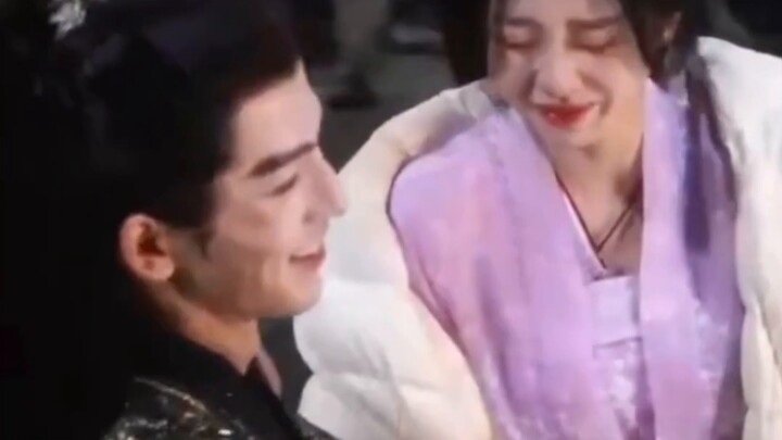 Kali ini, aku hanya menatap matamu. Aku tidak peduli apa yang didukung ribuan orang [Yu Shuxin x Zha
