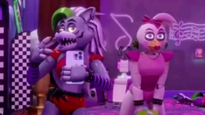☆Roxanne and Chica dance☆