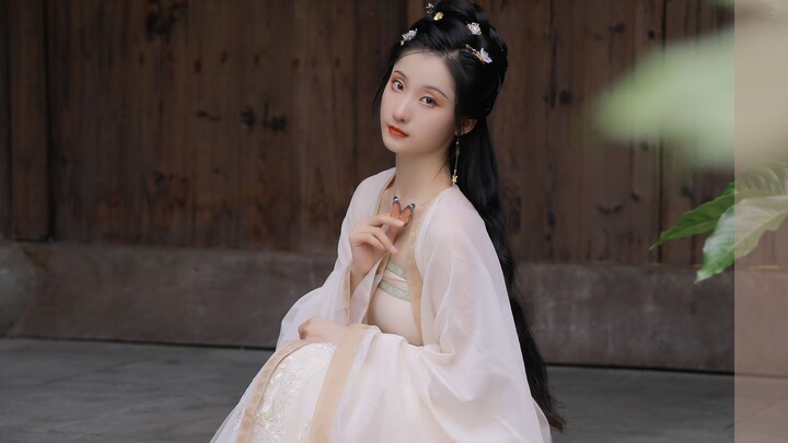 [Yu Zi] [Why sigh] — There are trees on the mountain and branches on the trees, I love you but you d