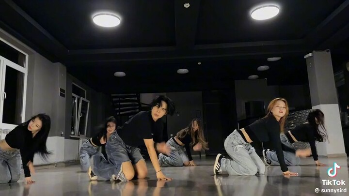 fantasize by ariana grande dance  performance#merror