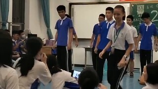 Xinbaodao, Kelas 1 (24), Sekolah Menengah Shenzhen