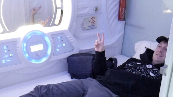 Is it worth staying in a train station capsule hotel for 40 yuan? Someone stayed there for 2 months!