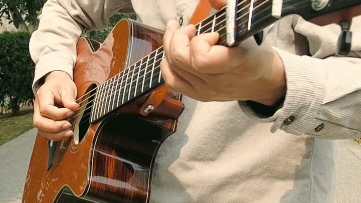 Versi standar "Adaptasi Gitar Bermain Jari yang Tak Terdengar", siapa pun yang memiliki tangan dapat