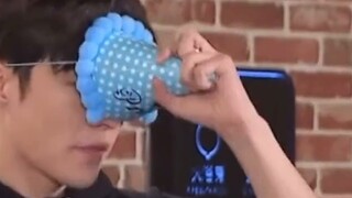 Màn trình diễn mạnh mẽ của Zhang Yixing trong "Vết sẹo đã lành và nỗi đau đã quên"