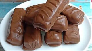 Homemade 5 STAR Chocolate Caramel Filled Bar Recipe _ caramelo de chocolate