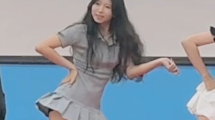 I danced to the classic Apink song "NoNoNo" in the school competition~