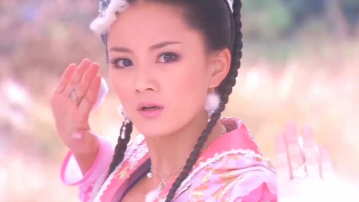 Siapa bilang kelinci putih kecil kita yang berwarna pink tidak bisa dikalahkan? Jelas sekali kekuata