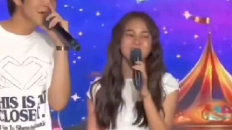 Omg look at that 😍 super kilig 🫰🏼