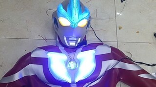 Kemajuan Casing Kulit Ultraman Galaxy 2