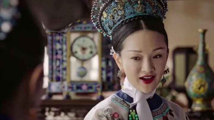 When Ruyi was crowned as the Queen, her mother came to the palace to visit and said that many people
