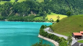 indahnya negara orang🇨🇭