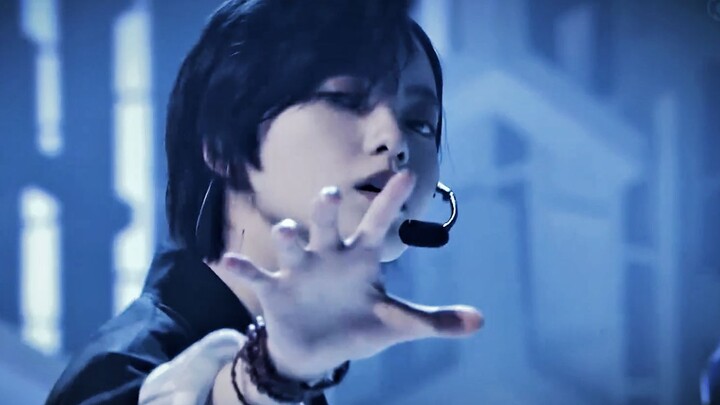 [เปลี่ยนชุดในคลิกเดียว] เพลงแดนซ์เดี่ยวสุดมันส์ของฮิราเตะ ยูรินะ "ダンスのREASON"