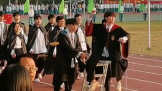 禁止在麻瓜面前使用魔法