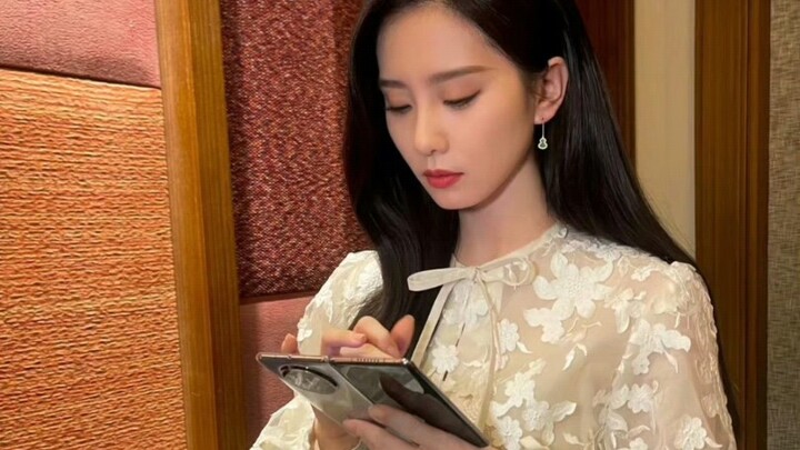 仙剑系列女主们都在用的华为MateX5