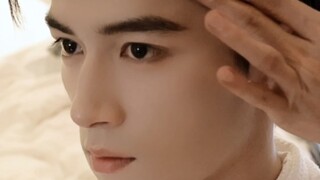 Wang Xingyue perfectly interprets the term "sword-like eyebrows and star-like eyes"