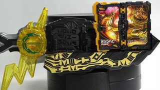 [Model Toys and Sundries Department] The fastest! Commemorative sound effects every week! Kamen Ride