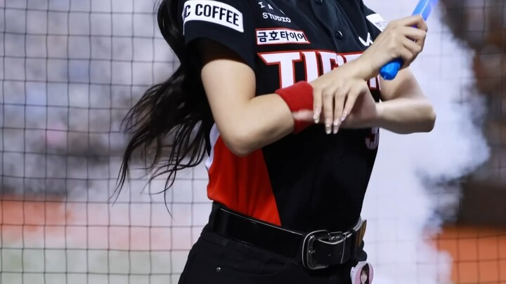 李珠珢的32撞