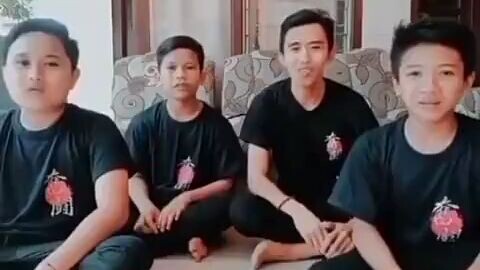 apakah kalian baper? kalau tidak lihat video ini 😂😂😂