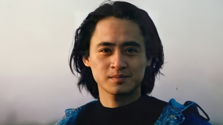 [Xiu Qing] "Sở thích: chụp ảnh, tập thể dục" "Mẫu con gái tôi thích: mắt trong, miệng tròn, giọng nó