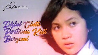 Disini Cinta Pertama Kali Bersemi