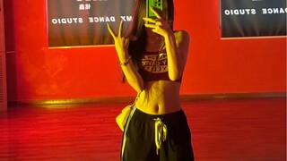 小舞一下