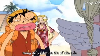 Gì chứ nếu làm gái giận thì Sanji đánh tất