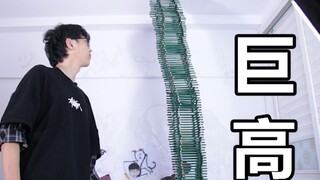 这样搭铅笔究竟能搭多高？小伙用了五百根铅笔搭到天花板上了