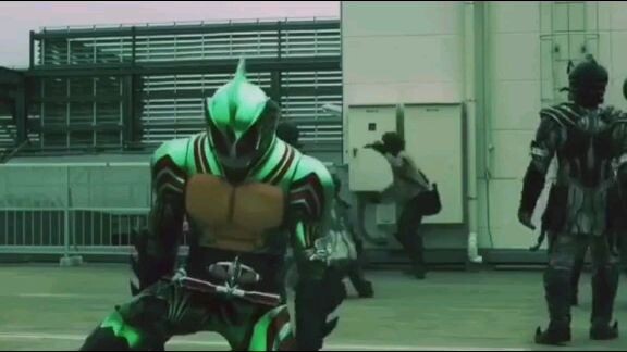 kamen Rider amazon brutal fight scane