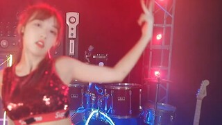 [Xiaoba] LOL K/DA❤️ dresses up and dances to "THE BADDEST"