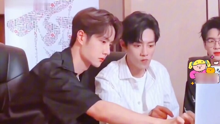 This war-loving kid is the one who has been beaten countless times but still follows his brother😂