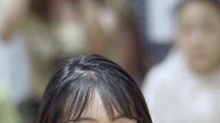 【Girls Day】The female college students were so excited about the road show that they couldn't even w