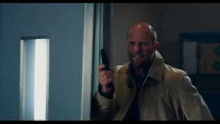 Jason Statham เป็นคนแกร่ง แต่เขาเล่นเป็นตัวตลกในหนังเรื่องนี้!