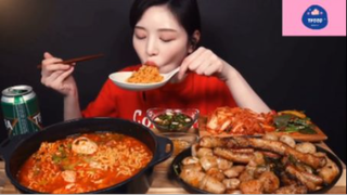 Mukbang mì cay và lòng #anngon