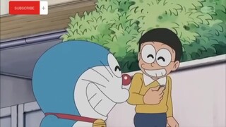 Doraemon menyusun perjalanan ke hawai