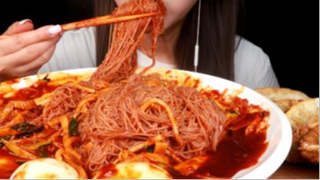 Sốt cay tự làm Hamheung Cold Noodles Mukbang thử thách mì lạnh