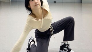 after like|Can I pass the entrance exam of the hip-hop dance club by doing this?>^