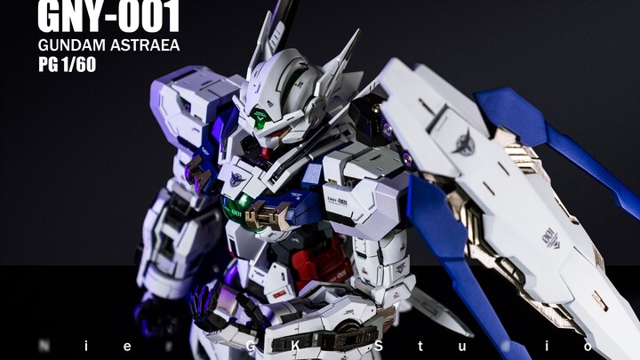 หลังจากทำงานหนักมา 3 เดือน ในที่สุดฉันก็ทำเวอร์ชั่น 1/60 White Girl PG Goddess of Justice Gundam 2.0