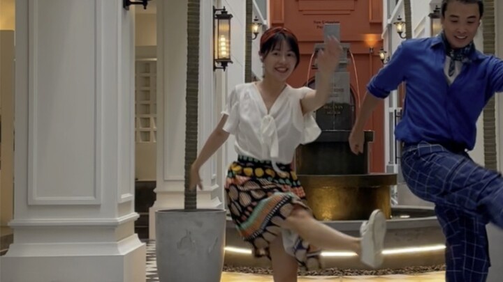 Sangat mudah untuk memulai tarian klasik Charleston untuk dua orang |. Pilihan lain untuk pesta pern