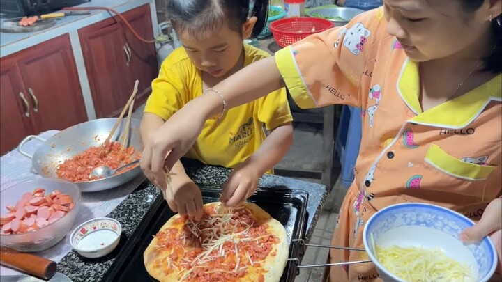 Nấu Cháo Lòng và Làm Bánh Pizza | MienTayTV