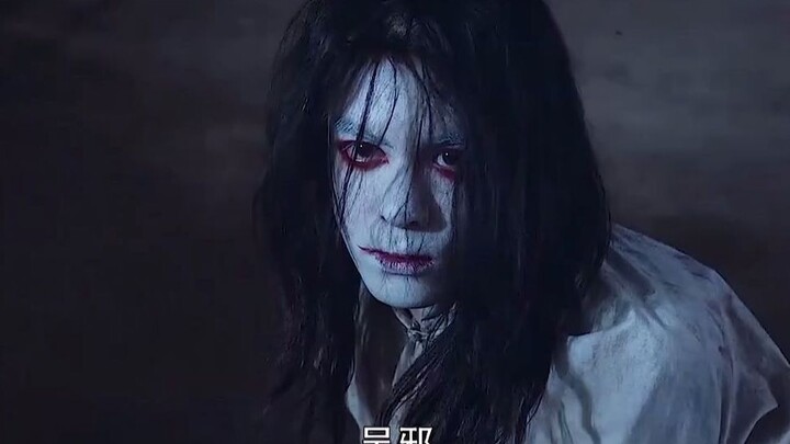 他居然看到了另一个自己，一度怀疑自己真的存在吗