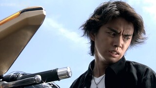 [Kamen Rider 555/4K] Kamen: Saya memiliki tiga sabuk di tangan saya, hanya untuk bersenang-senang!