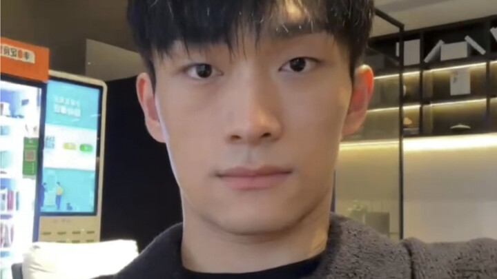 演杨丽萍舞剧《孔雀》的一天